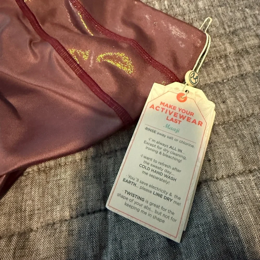 NWT Maaji high rise leggings, Size L - Picture 4 of 10